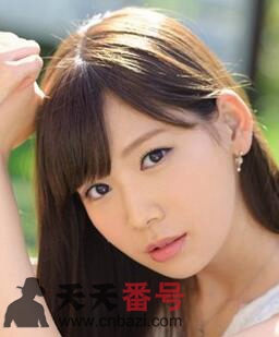 明里紬